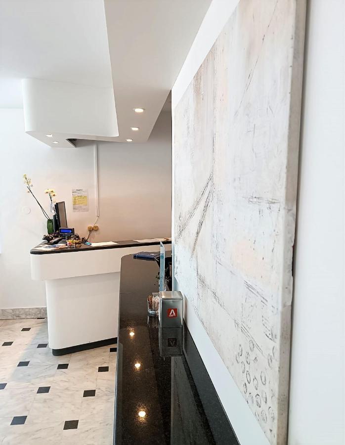 Exclusive 2* Riccione